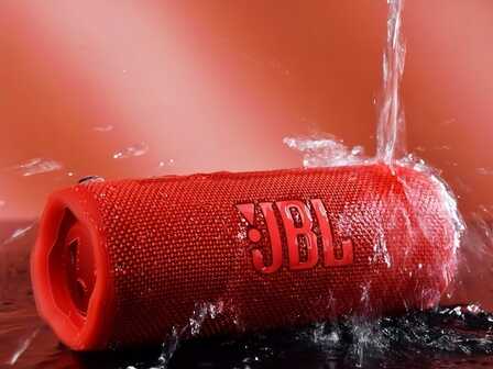 JBL FLIP6音乐万花筒六代评测：全天候靓声进化 音乐依旧澎湃