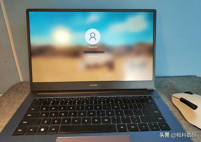 华为MateBook D 14 2022款笔记本使用体验，优点不足很明显