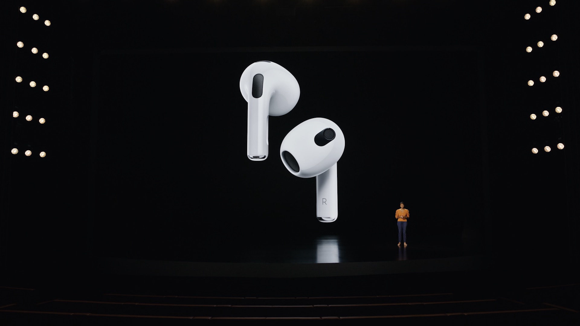 苹果炸场发布会总结：AirPods 3和MacBook Pro，M系列最强芯都来了