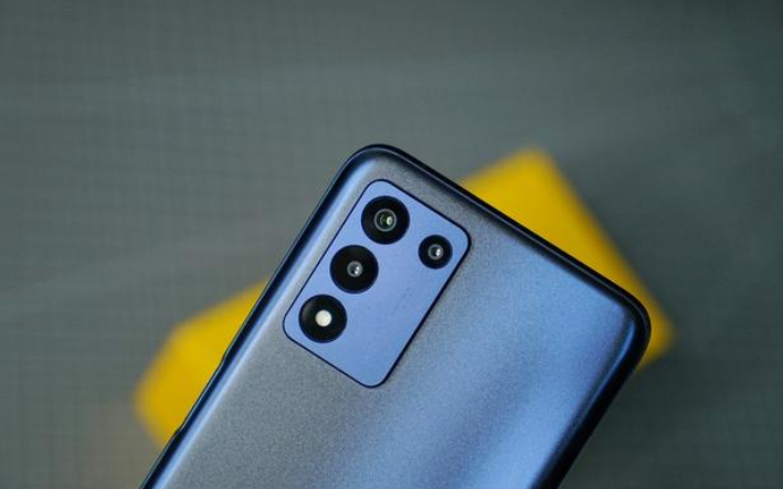 Realme Q3S挑战双十一，骁龙778G+144Hz，6+128GB仅售1499