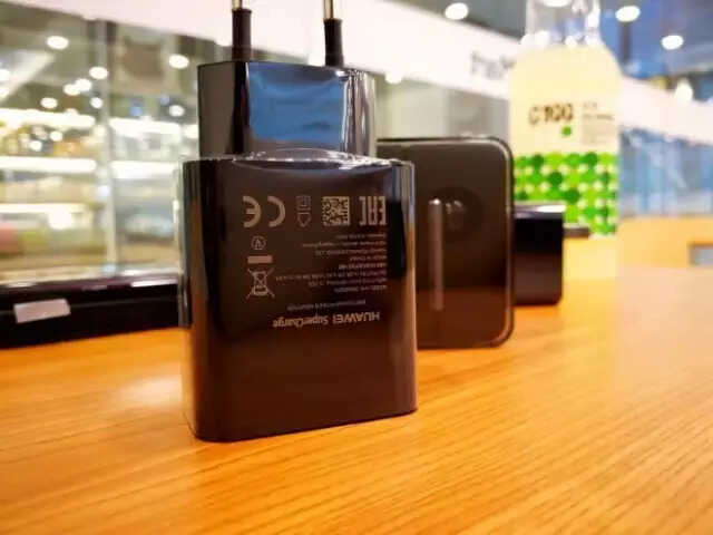 拥有一部华为Mate9保时捷版是种怎样的体验？