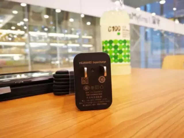 拥有一部华为Mate9保时捷版是种怎样的体验？