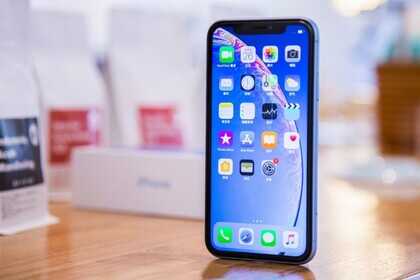 iPhone XR还值得买吗？从6999来到3799，有点心动