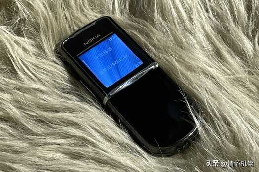 抛弃iPhone，我用诺基亚8800 Sirocco度过了一天