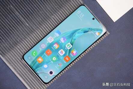 小米第二代“高颜值”手机，外观与小米12相似，有望2599元起售