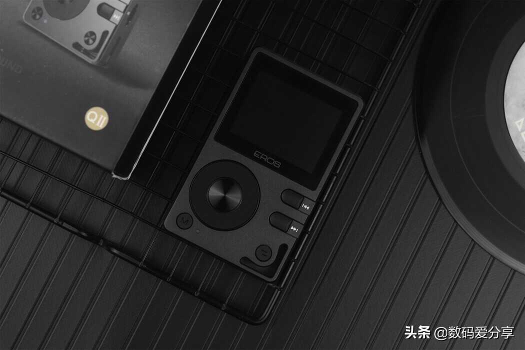小身板，大内涵！爱国者EROS Q2体验：还原真实，让你听见好声音