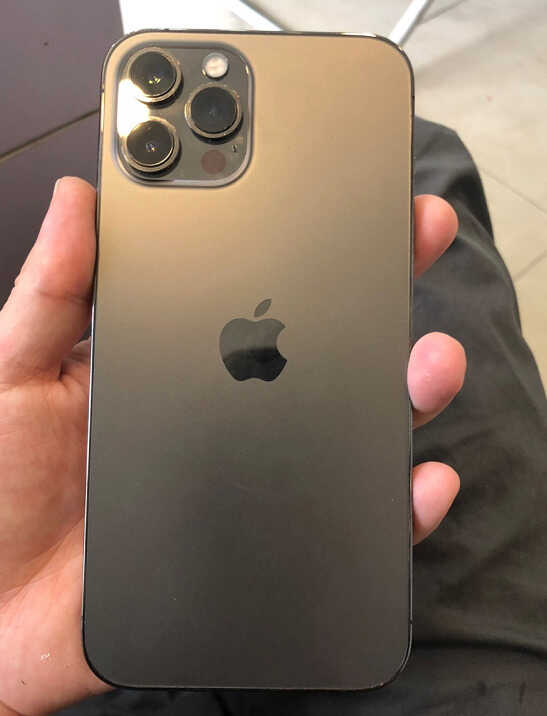 网友低价入手美版iPhone12Pro Max，再改双卡超实用