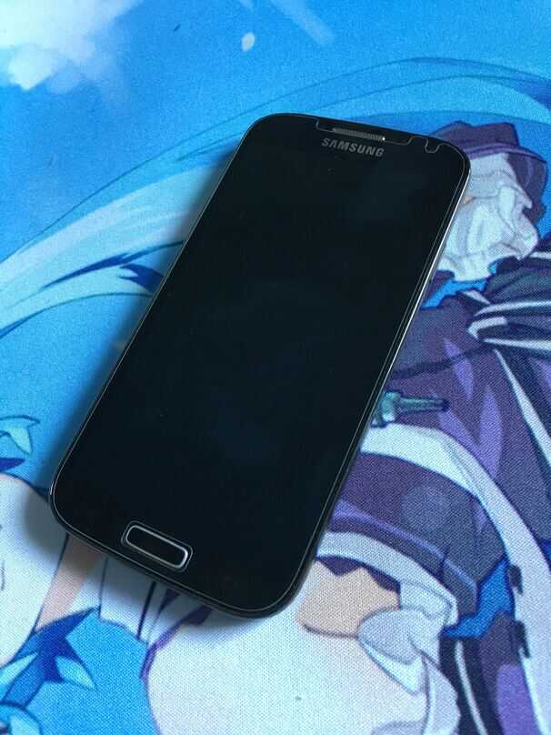三星Galaxy S4简评，4年前的旗舰