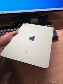全面屏A14芯片，iPad Air2020款专业上手