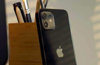 iPhone12最新价格确认，直降2370元后，128GB版本更超值了