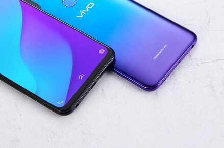 水滴屏+128GB大内存！vivo Z3i 标准版全面测评，不输旗舰体验