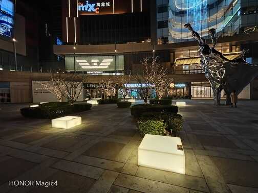 荣耀 Magic4 评测：国产好屏九转功成，全面旗舰更进一步