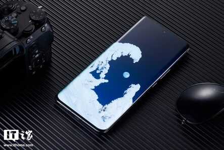 荣耀 Magic4 评测：国产好屏九转功成，全面旗舰更进一步