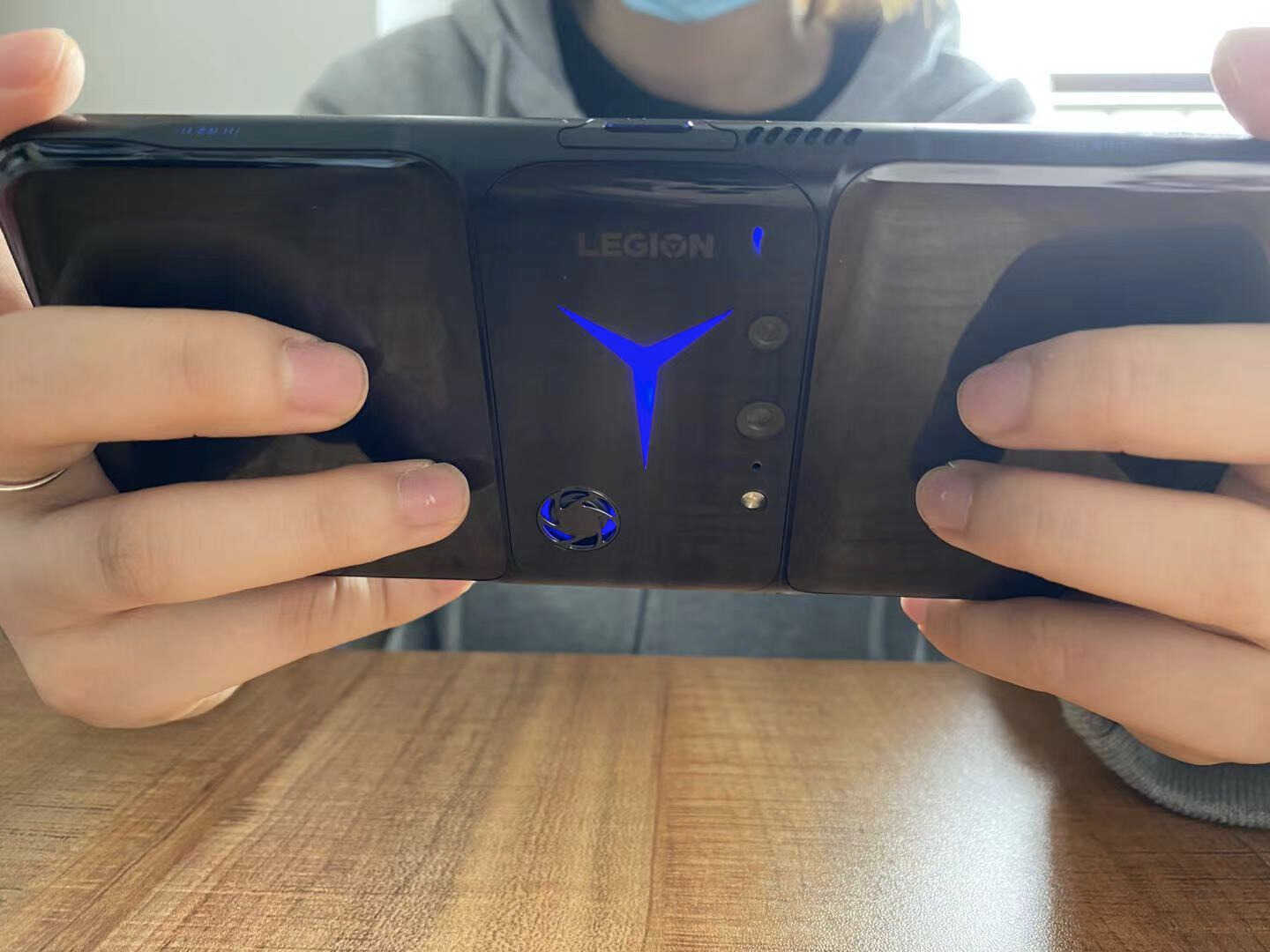 联想拯救者手机2 Pro评测：游戏性能表现如何？