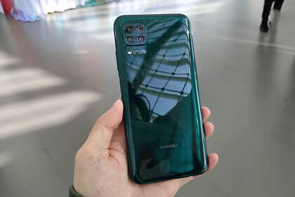 用了两天的华为nova6SE，优缺点非常明显，看完你还要买吗？