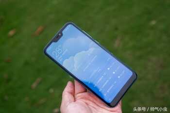 红米6 Pro也能玩吃鸡？999元，这是最被低估的小米手机吗？
