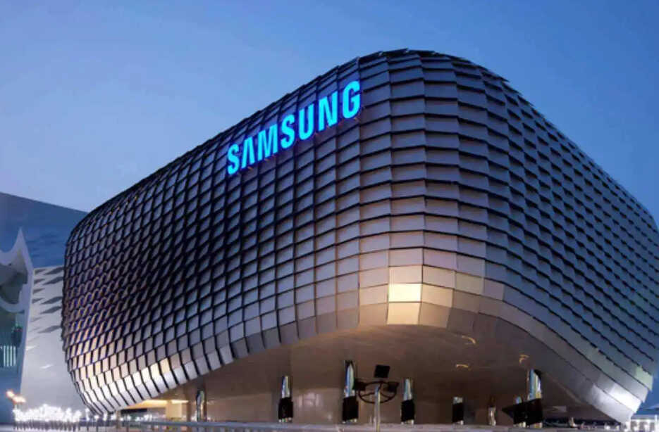 拿三星Galaxy S22开刀，8+256G也降了1100元
