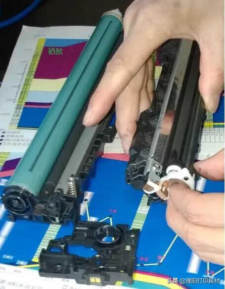 打印出现硒鼓错误怎么办?如何清洁硒鼓单元电晕丝?亲测有效方法