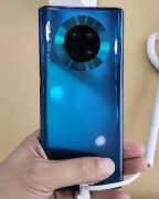 mate 30 pro换屏多少钱（真不知道mate 30 pro的屏幕这么贵）