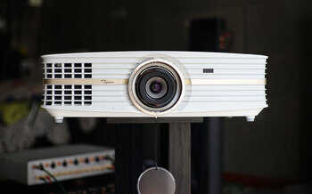 要HDR也要BT2020还要便宜！奥图码UHD660 4k投影机精细试用
