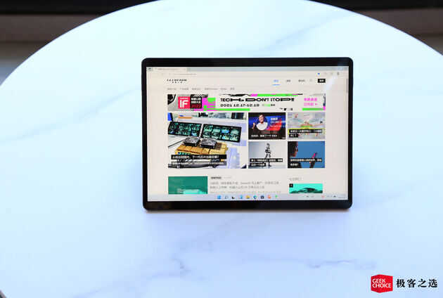 微软 Surface Pro 8：作为主力机用了一周，告诉你它到底靠不靠谱