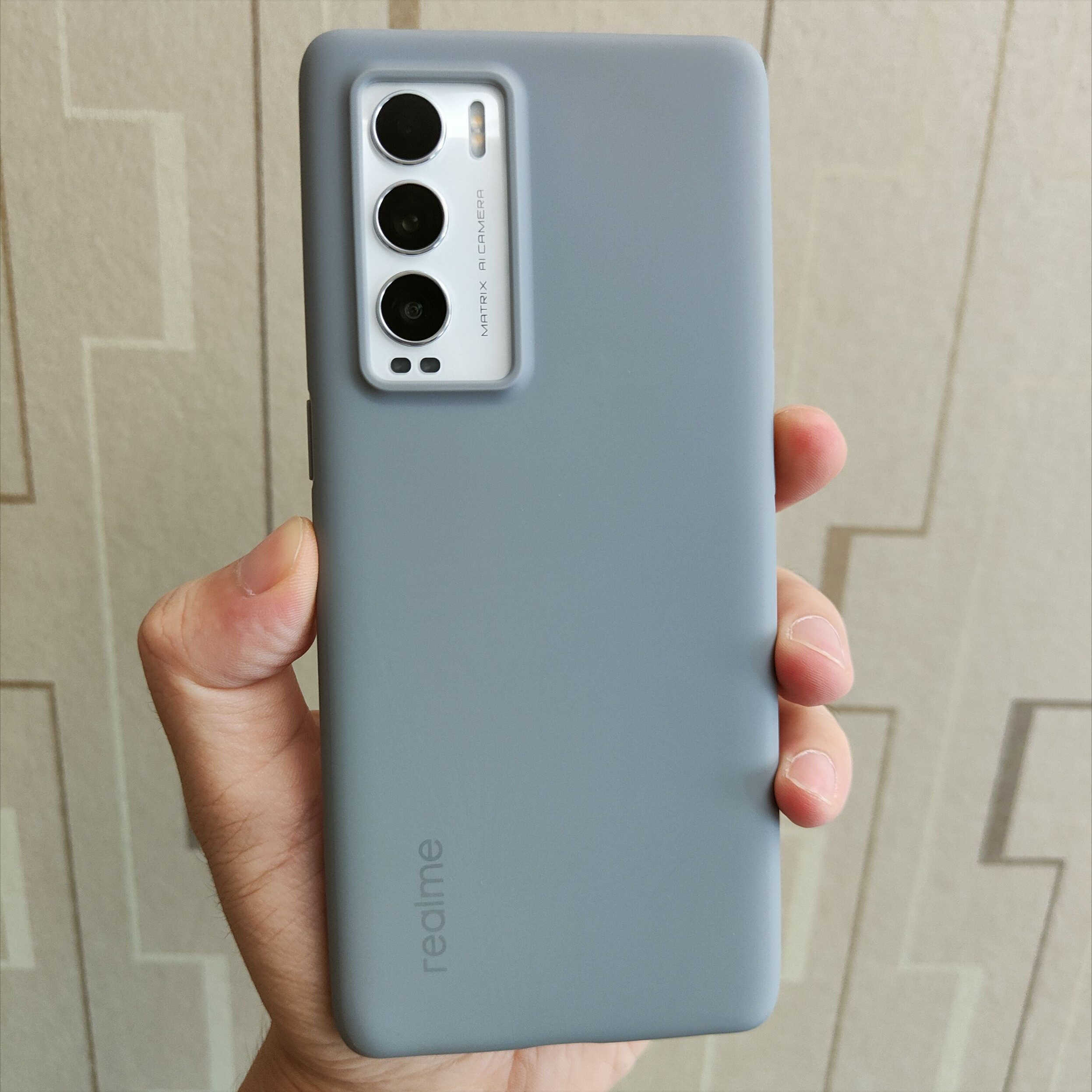 用了3天realmeGT大师探索版，不吹不黑，谈谈最真实的使用感受