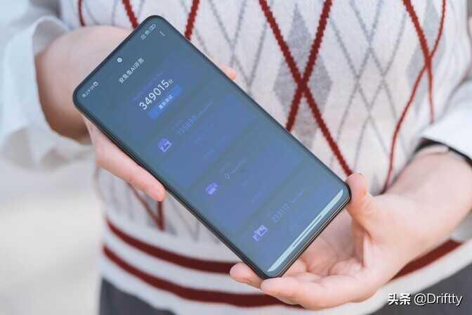 Redmi Note11 Pro手机深度评测 | 超出预期很多的史上最强“小金刚”