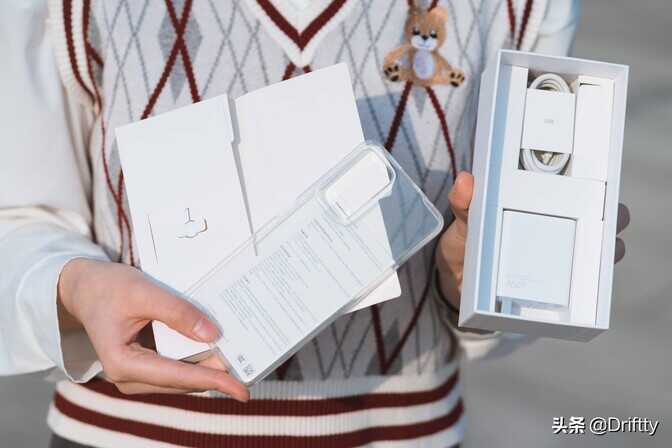 Redmi Note11 Pro手机深度评测 | 超出预期很多的史上最强“小金刚”