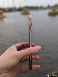 都2021年了,苹果iPhone Xs Max还值不值得买?