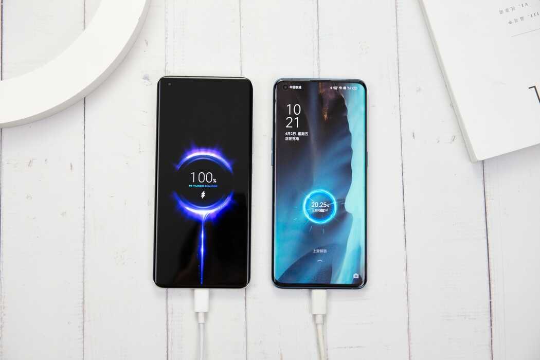 2022年值得入手的两款旧旗舰，到底Find X3和小米11哪个好？