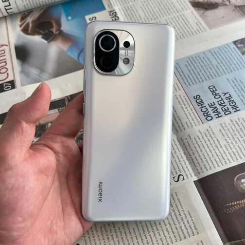 2022年值得入手的两款旧旗舰，到底Find X3和小米11哪个好？