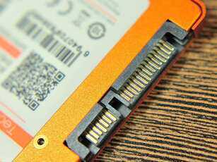 硬盘上的SATA3.0和SATA2.0有什么区别?SATA2有必要装固态吗?