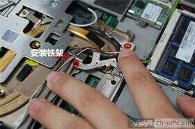 老师傅手把手教你,笔记本电脑拆机清灰图解教程,你不试试?