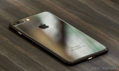手机变成黑白怎么恢复（iPhone7屏幕变成了黑白解决方法）