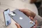 iphone频繁自动重启怎么解决（解决苹果手机不断重启的方法）