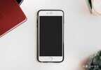 iphone怎么重启（解救iPhone死机最简单的方法）