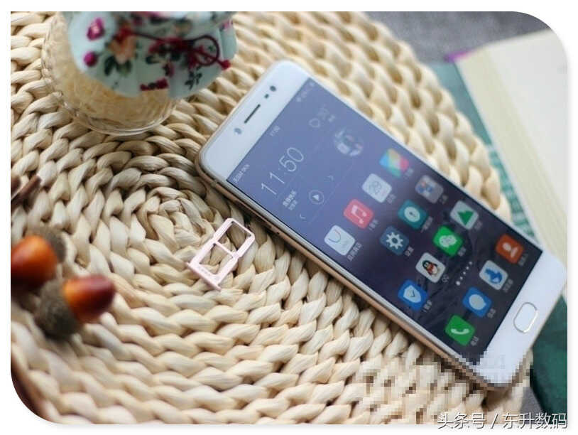 vivo Y67实测：前置1600万柔光自拍，知性美颜2.0，智慧引擎2.0，分屏应用