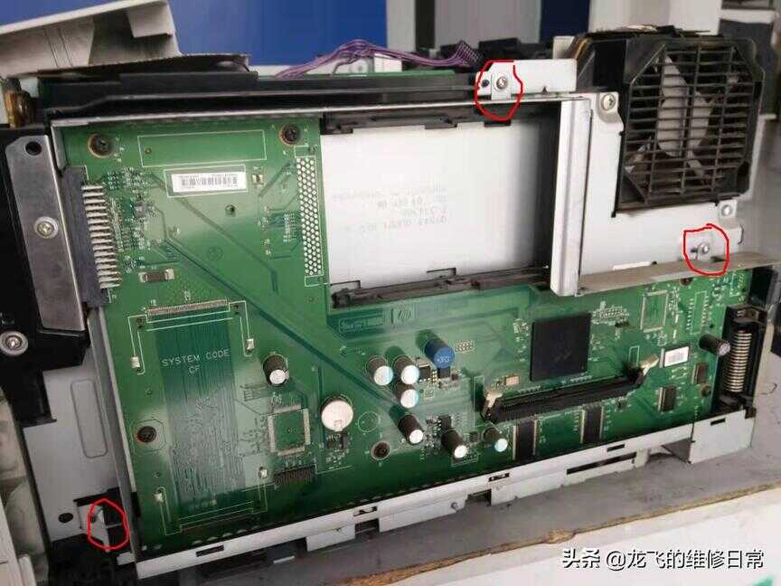 HP 5200打印机，纸张连续进纸，导致卡纸，分享下拆机和维修方法