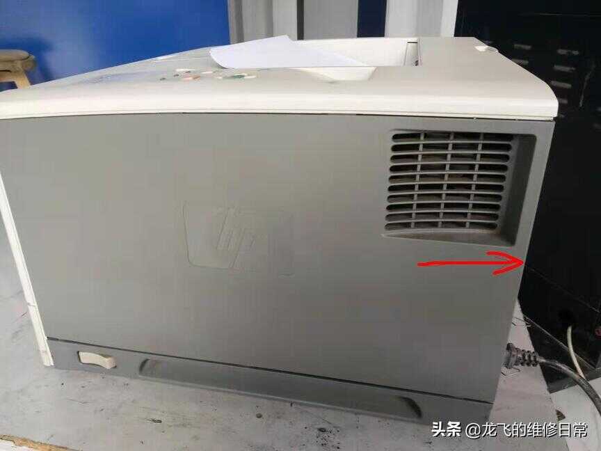 HP 5200打印机，纸张连续进纸，导致卡纸，分享下拆机和维修方法