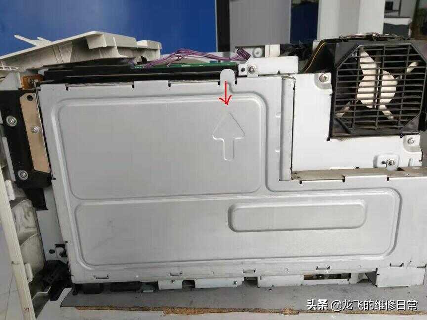 HP 5200打印机，纸张连续进纸，导致卡纸，分享下拆机和维修方法