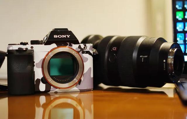 只要2000元的全画幅相机！SONY a7一代测评