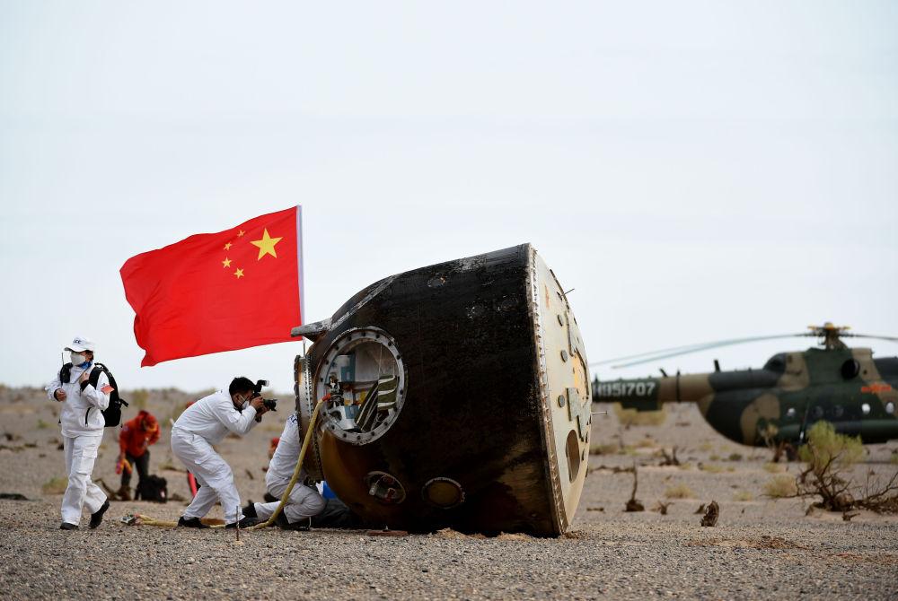 东风披晨霞 天际迎归舟——神舟十五号载人飞行任务全记录